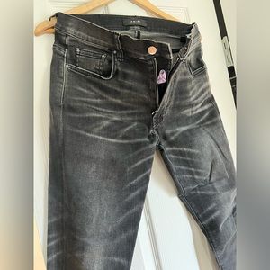Faded black Amiri Jeans size 32. Skinny